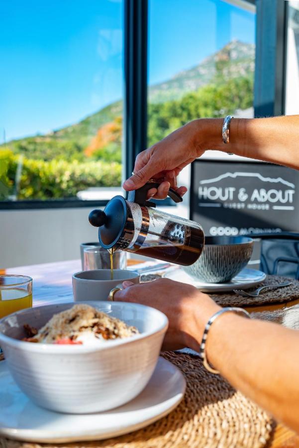Hout & About Guest House Hout Bay Exteriör bild