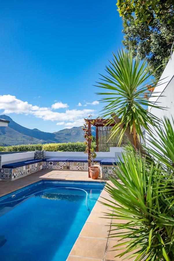 Hout & About Guest House Hout Bay Exteriör bild